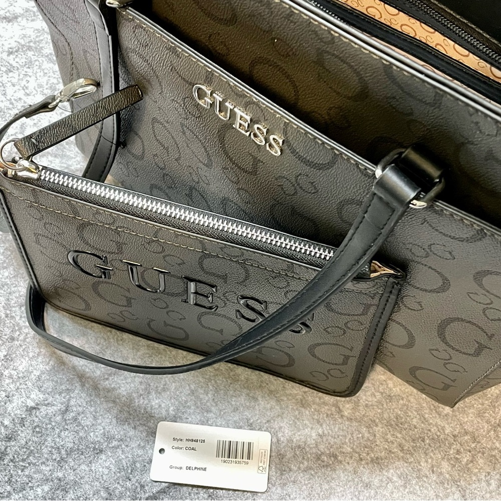 GUESS Delphine Women’s Tote bag and Pouch combo $NWT